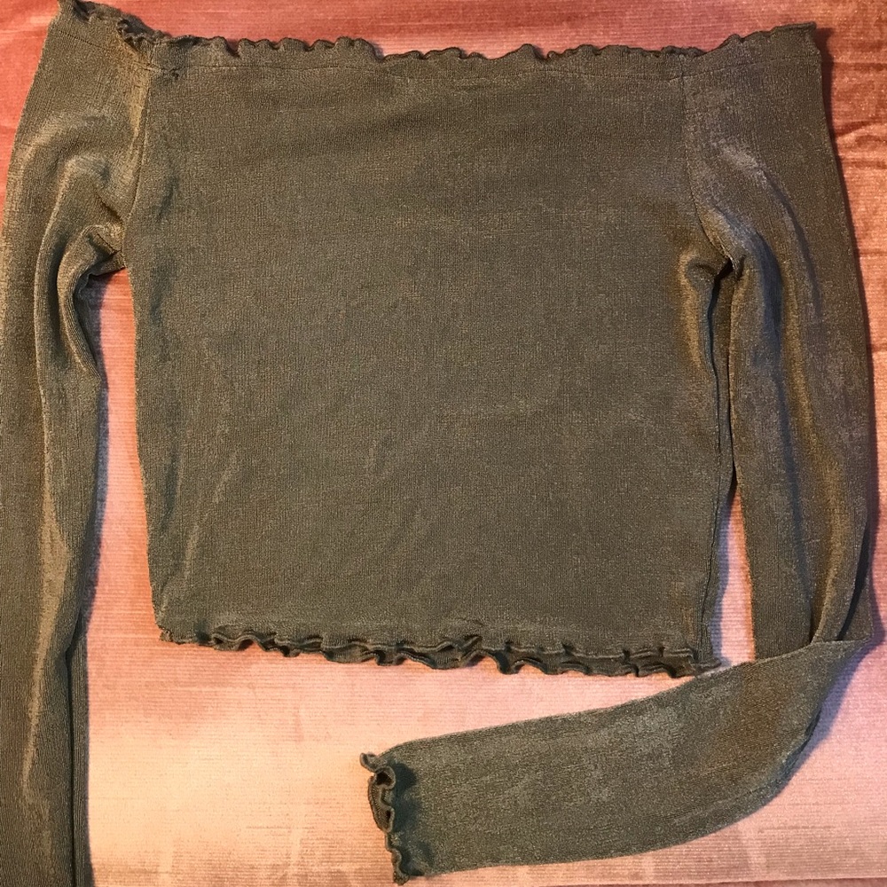 Divided by H&M Off the Shoulder Crop Top. Womens Medium. Green shimmer